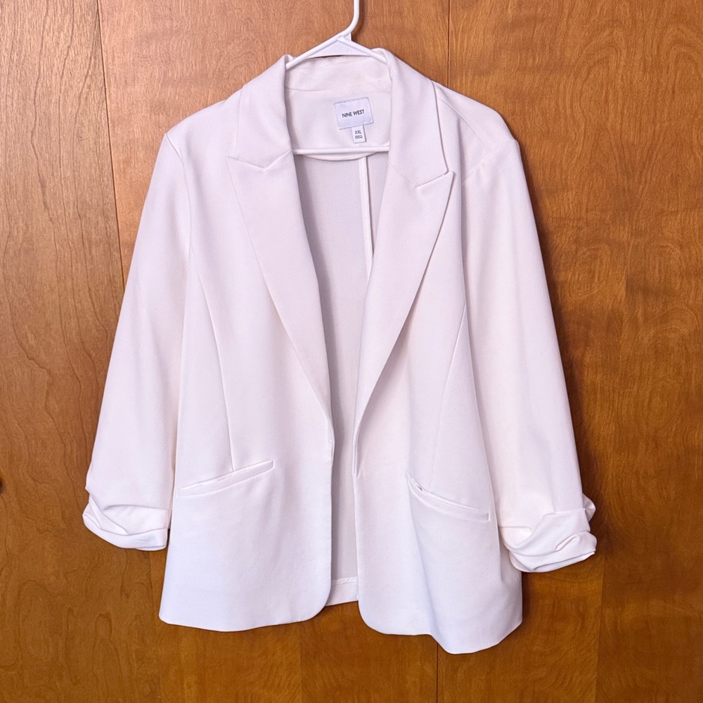 Nine West Classic White Blazer
